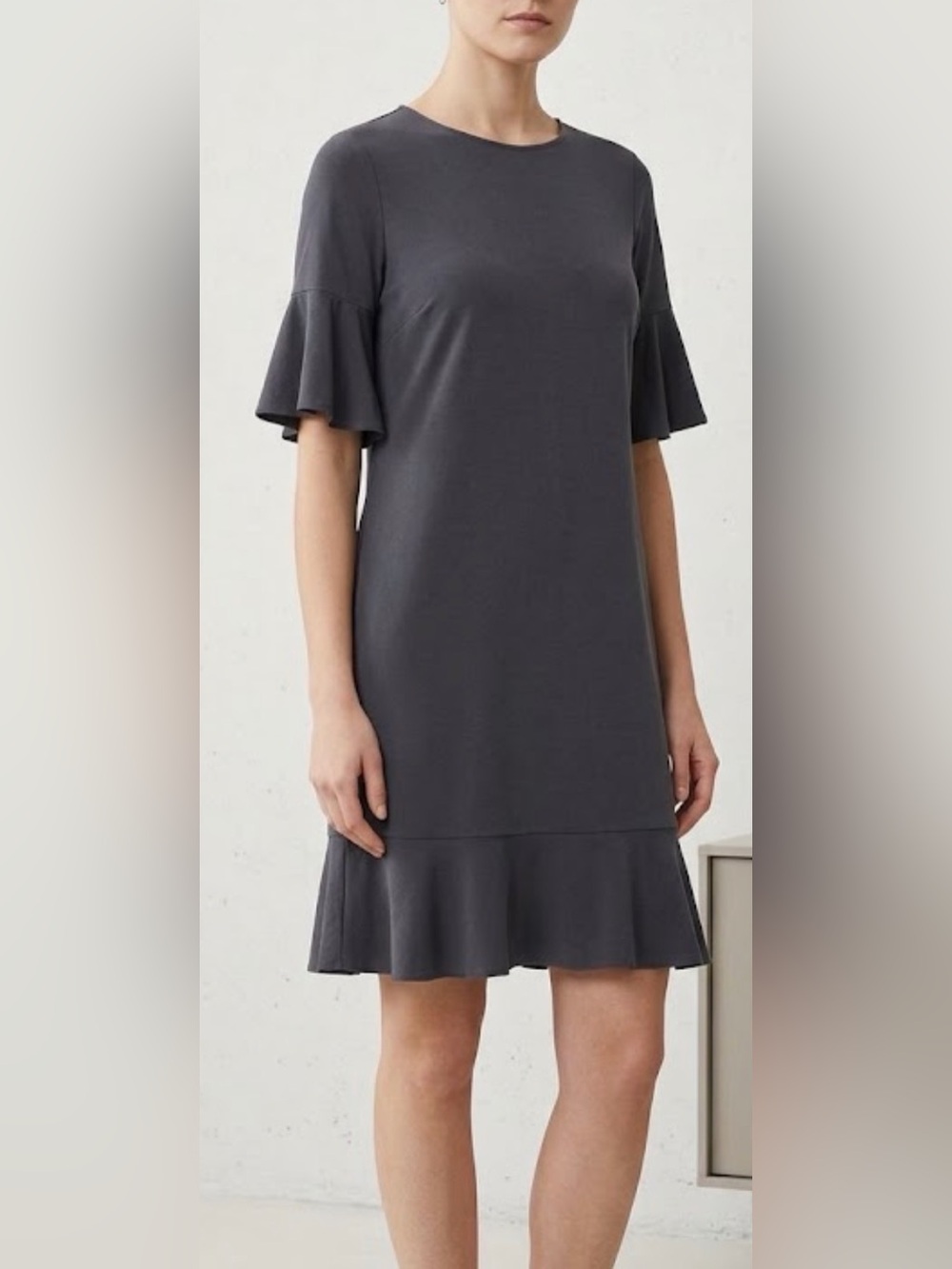 Anthropologie Averil Swing Tee Dress Gray ruffle  hem Mini Dress Size Medium